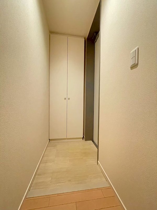 メゾンエンジェル 玄関