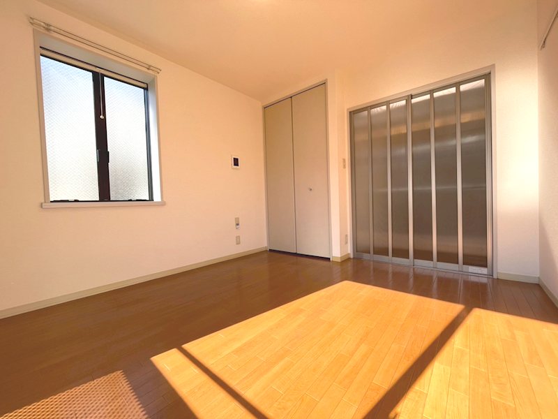 ウィンドウズ ベッドルーム