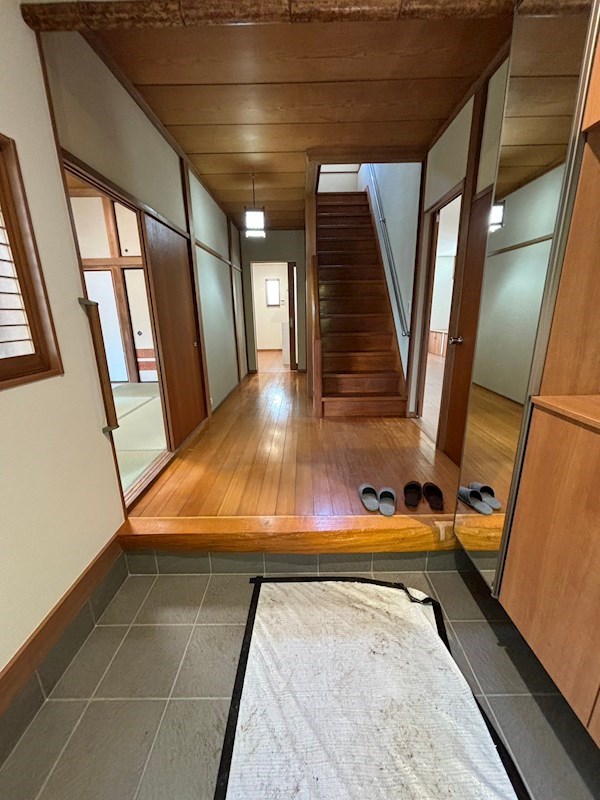 松原4丁目貸家 玄関