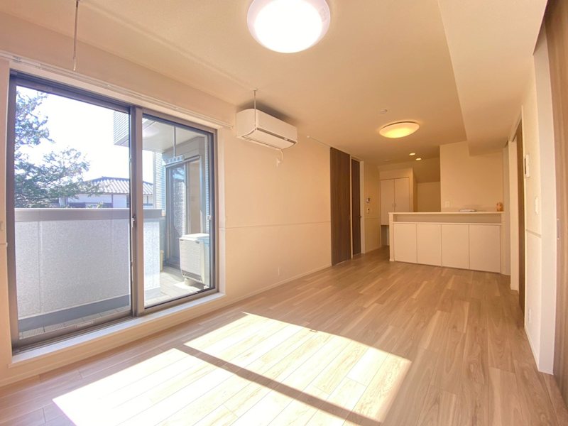 La vie est la（ラビエラ） リビング