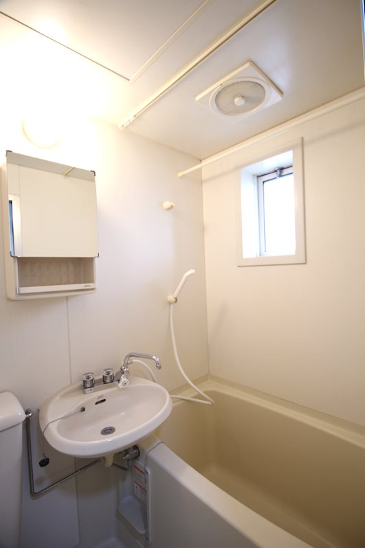 ジュネスリヴボード 風呂画像