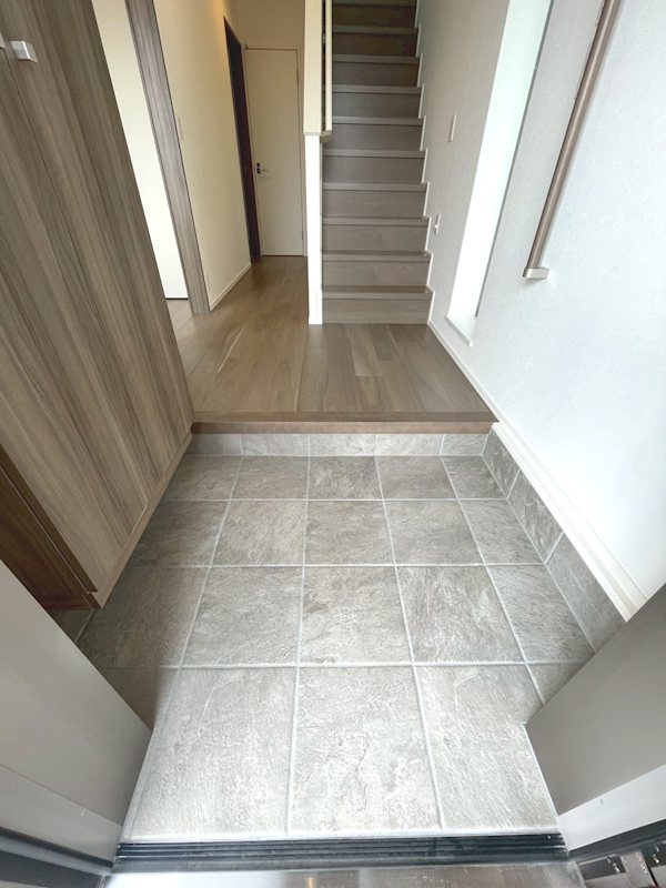 松ノ木3丁目へーベルハウス 玄関