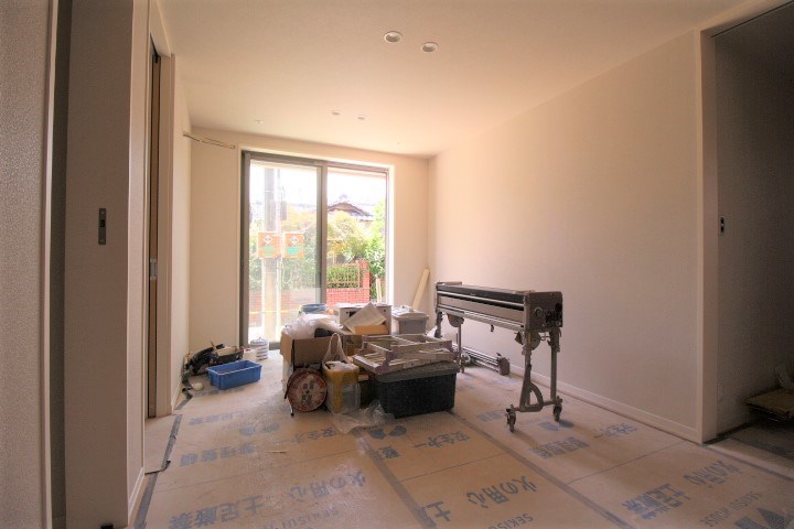 アベリア リビング