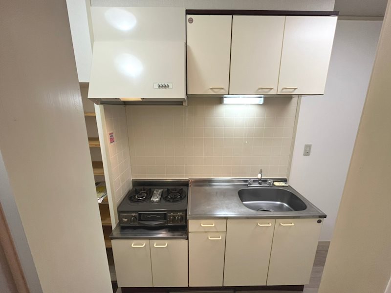 フラットアン キッチン