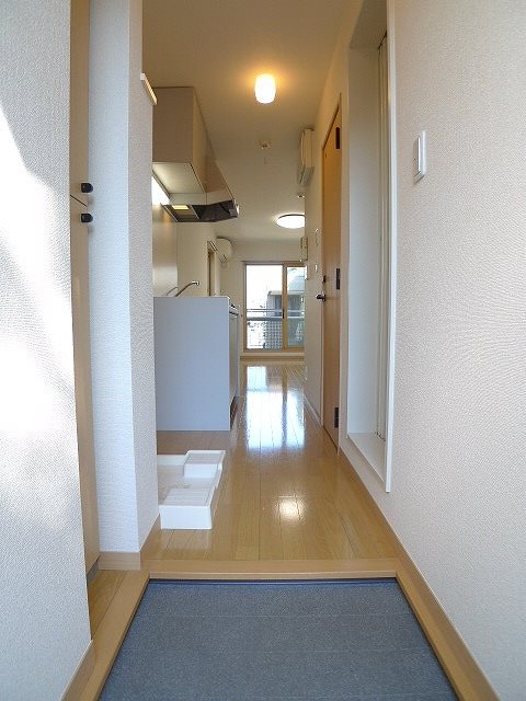 ドゥシャトレ 玄関