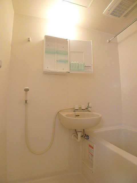 ドゥシャトレ 風呂画像