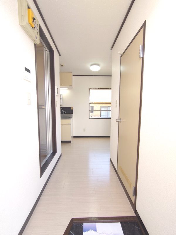 ハイムルミエール 玄関