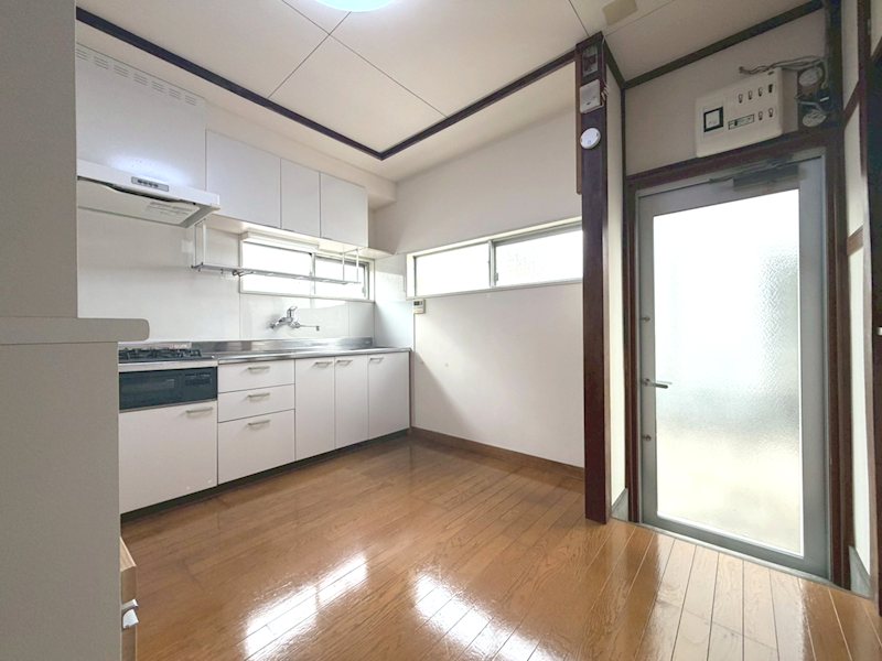 上高田3丁目　戸建住宅 リビング