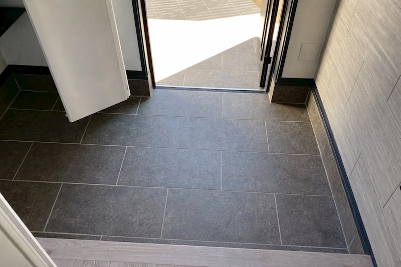 T-プレイス瀬田 玄関