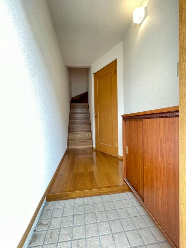 Ｔプレイス東小金井 玄関