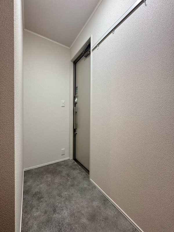 クレールムサシ 玄関