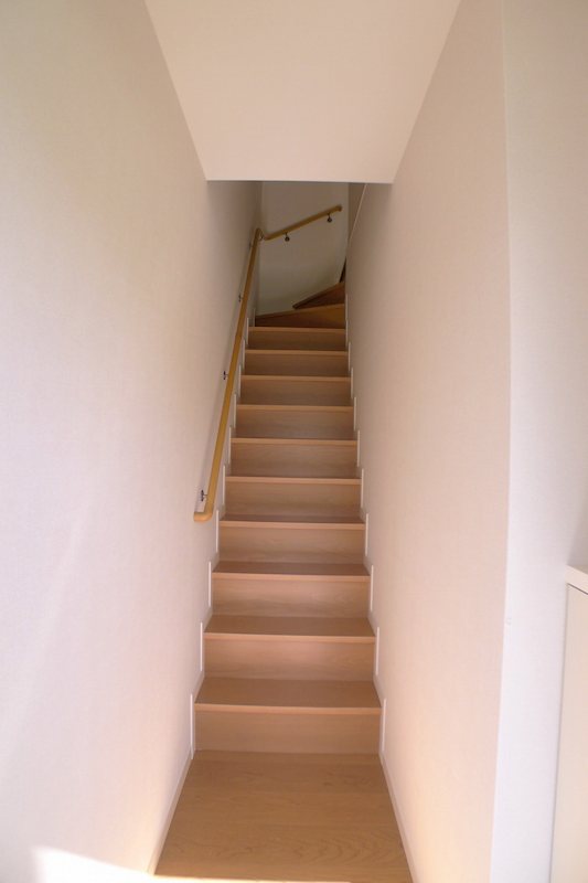 ヴィラピネド 玄関