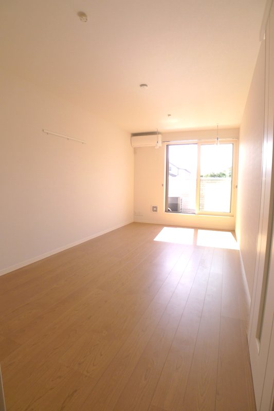 ヴィラピネド リビング