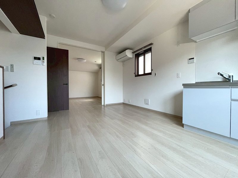 ビサイド阿佐ヶ谷 リビング