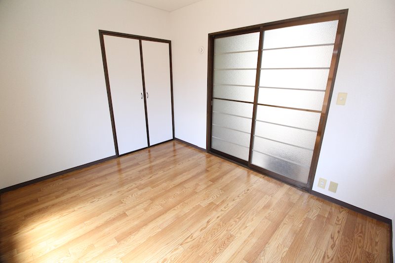 メゾンドコスモ ベッドルーム