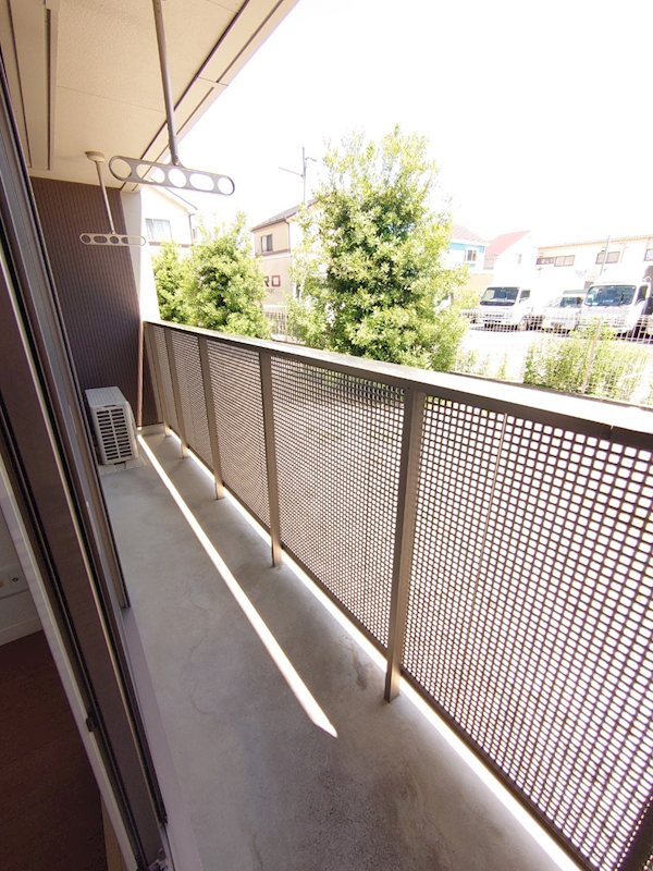 ティ・エヌ・オアシス ベランダ