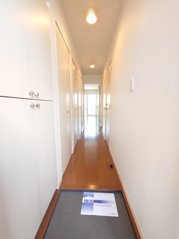 ティ・エヌ・オアシス 玄関