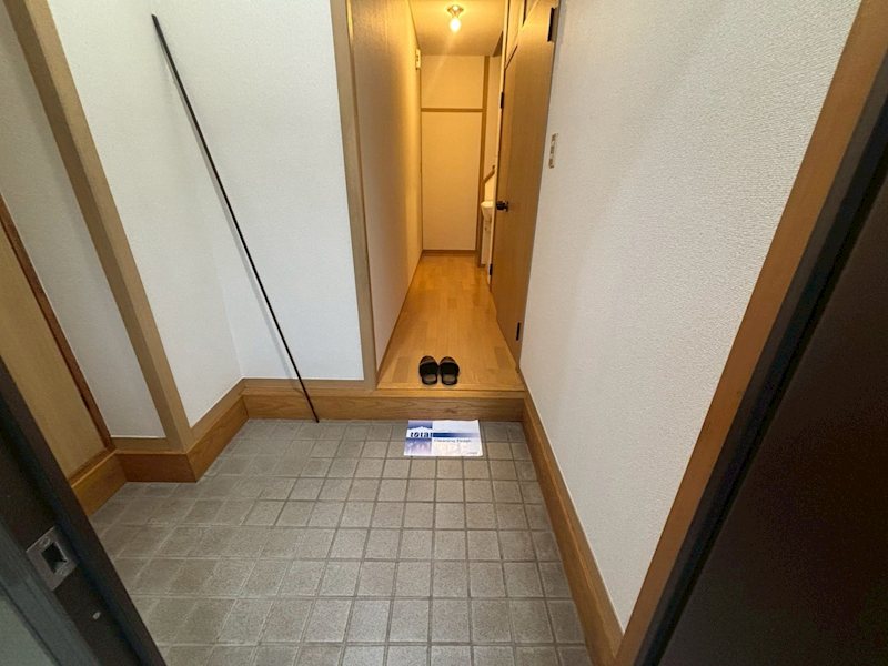 中落合3丁目貸家 玄関