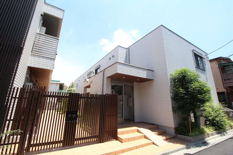 Ｐａｔｉｏ　山中　北棟（パティオヤマナカ） 107号室 外観