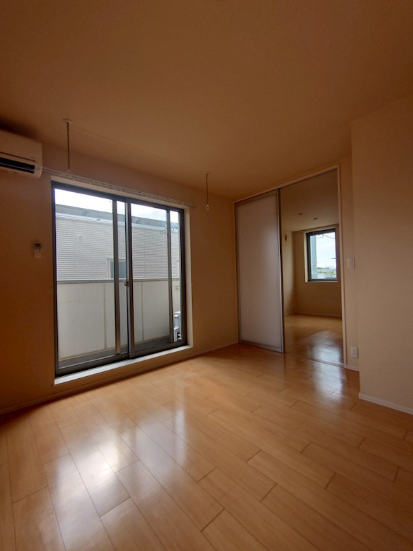 コートローザ リビング