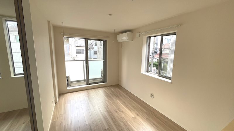 コマフラッツ リビング