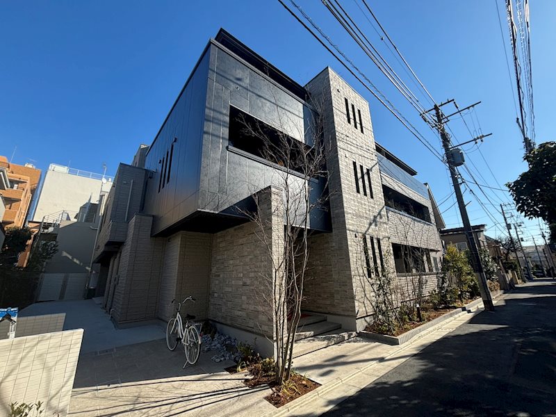 ルルーディア高円寺 201号室 外観