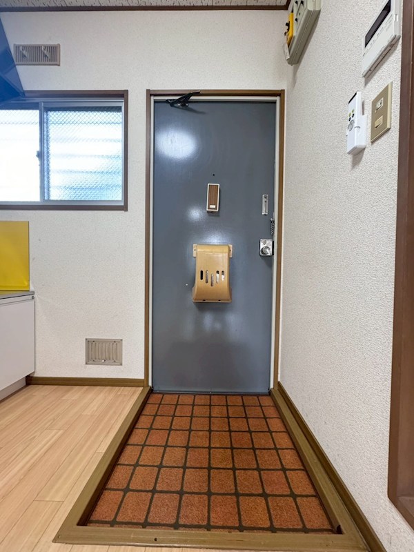 小倉ハイツ 玄関