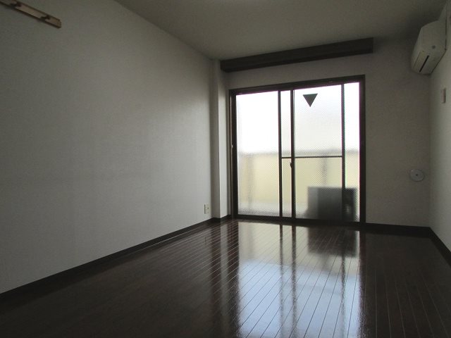 ライフピアチクマ リビング