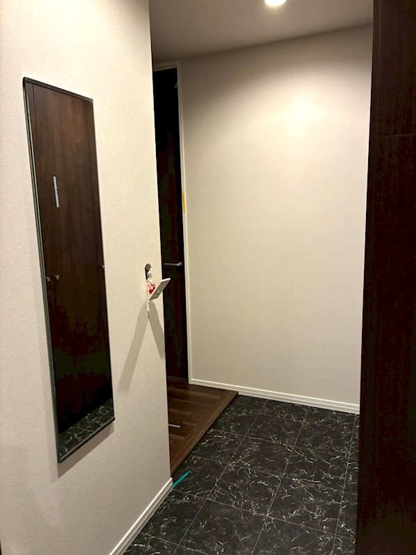 マウロア碑文谷 玄関