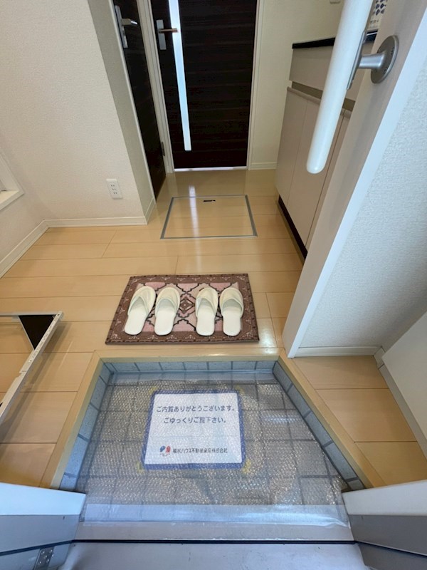 コートフジ 玄関