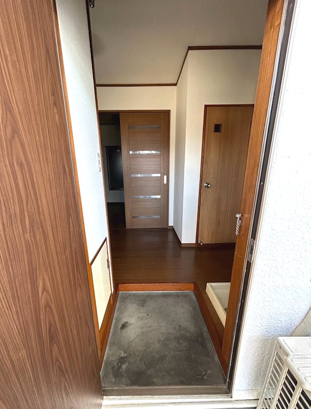 カワラダハイツ 玄関
