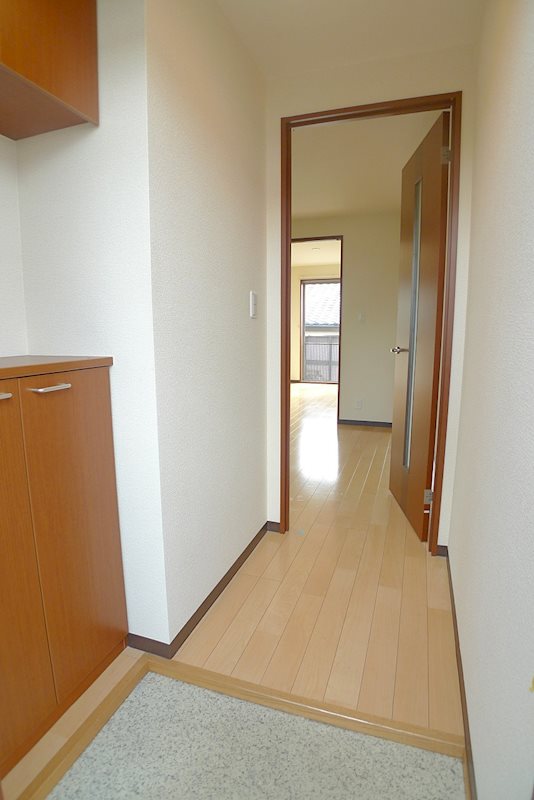 MAISON静琶（メゾンセイワ） 玄関