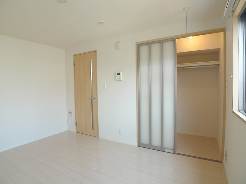 シャーメゾン三網 ベッドルーム