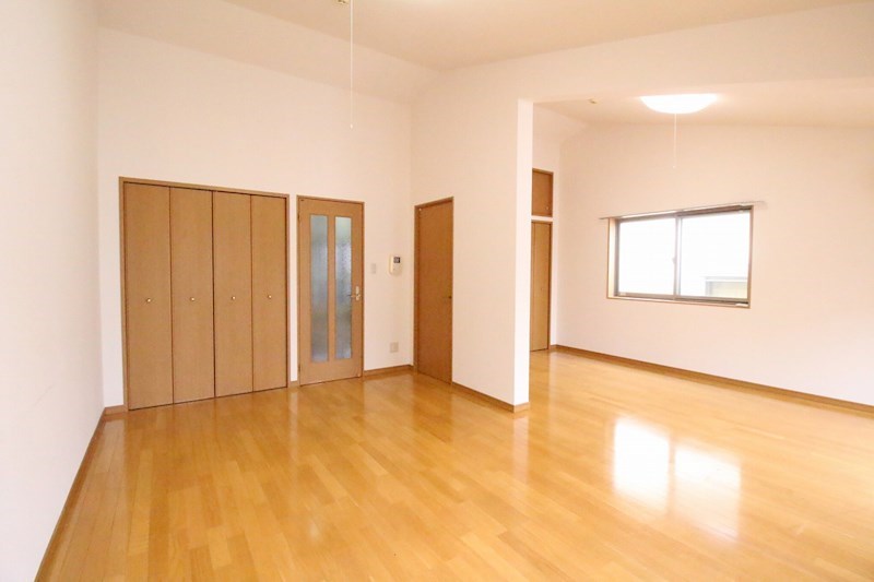 大原ＫＹハイツⅢ リビング