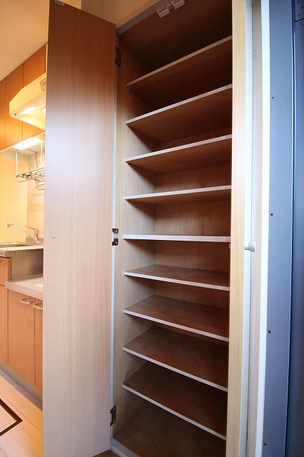 アゼリアＢ その他4