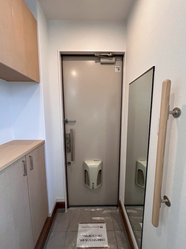 ソレイユ井の頭 玄関