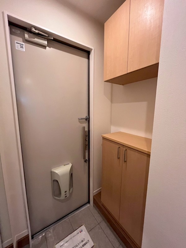 ソレイユ井の頭 玄関