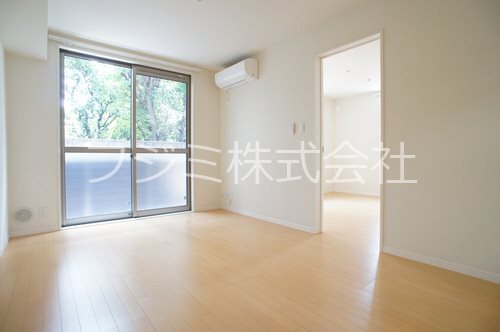 エレンシアＮ リビング