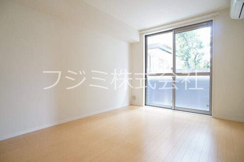 エレンシアＮ ベッドルーム