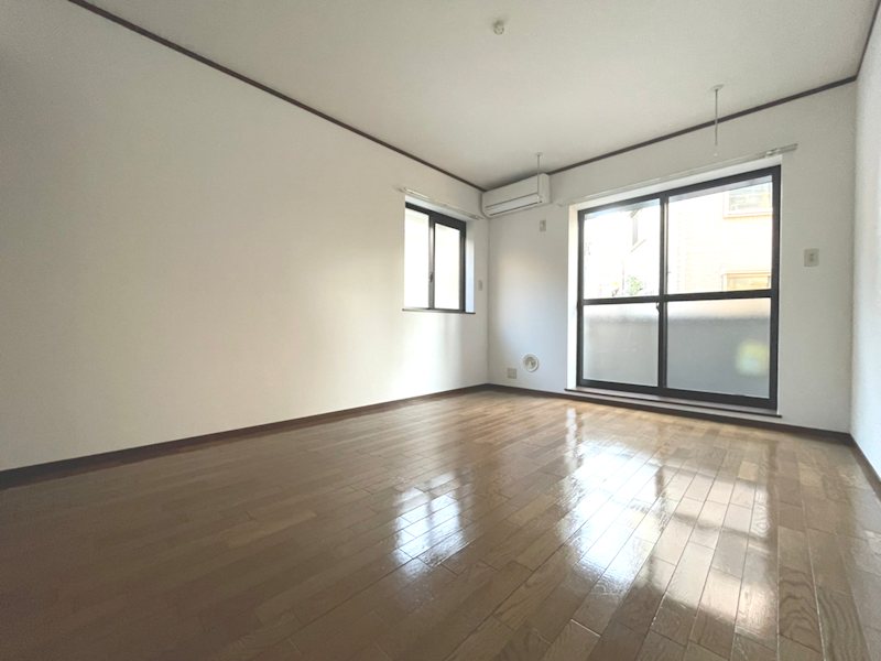 メゾン駒場東大前 リビング