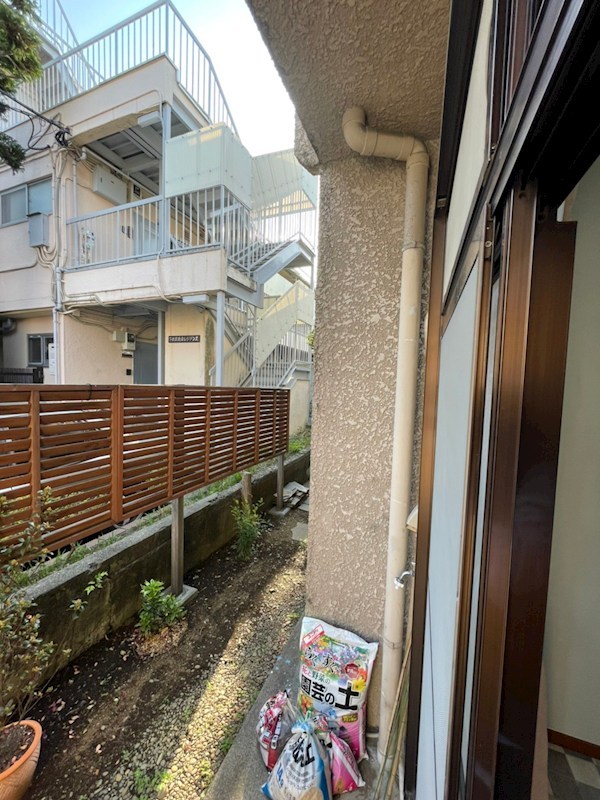 シャレー下北 ベランダ