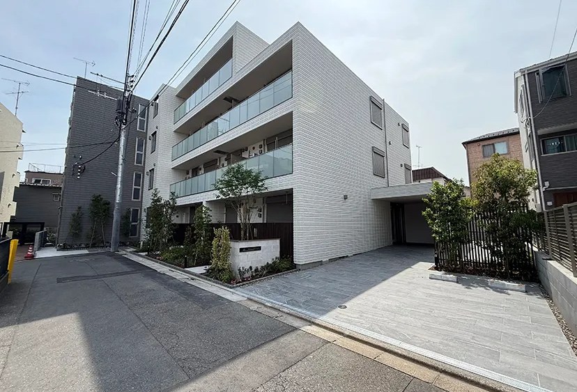 Serenity Court（セレニティコート）東新町 207号室 外観