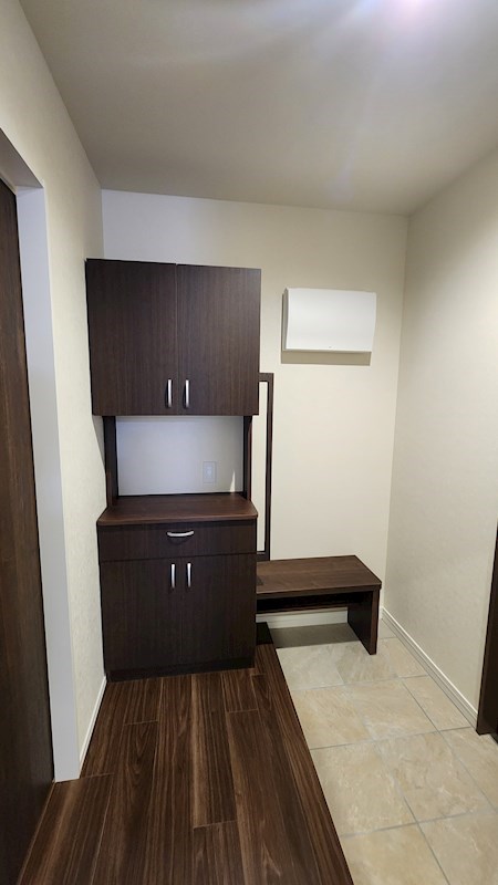 シニア限定 ヘーベルVillage 浦和美園  玄関