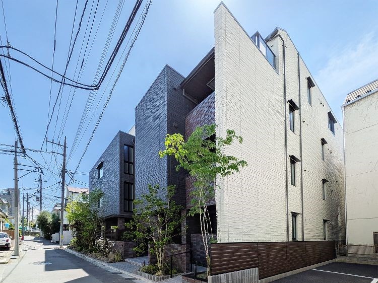 アロン・ド・赤堤 203号室 外観