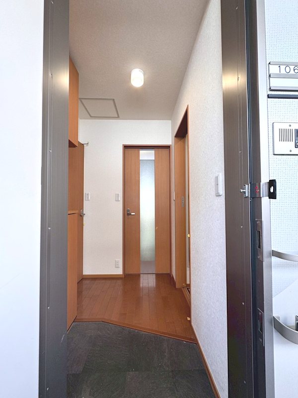セレーナ経堂 玄関