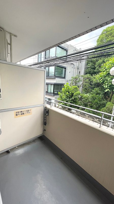 エスタ梅ヶ丘 ベランダ