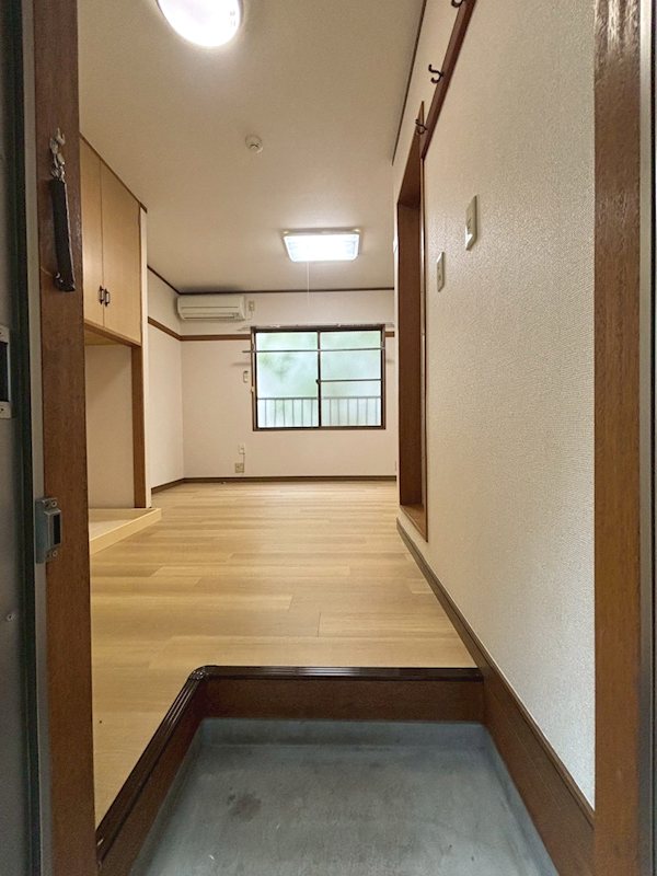 ルミエール代田 玄関