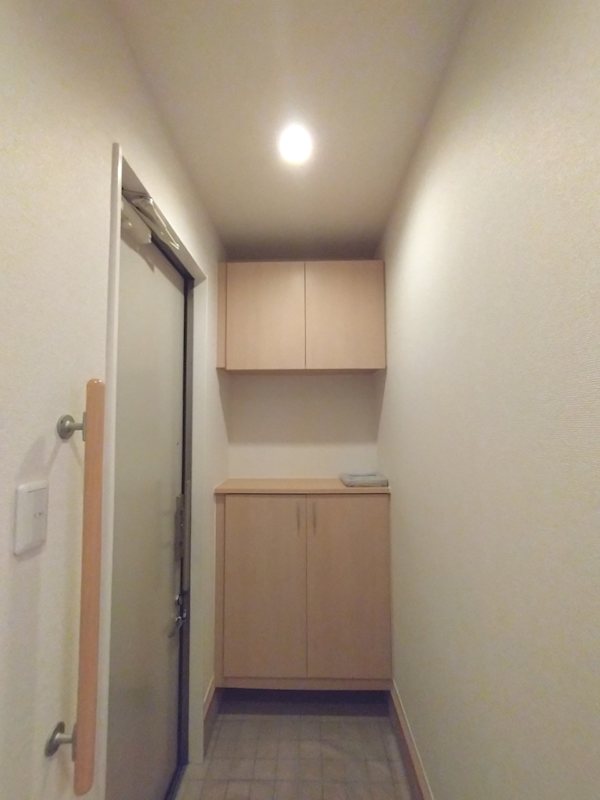 プリムローズ経堂 玄関