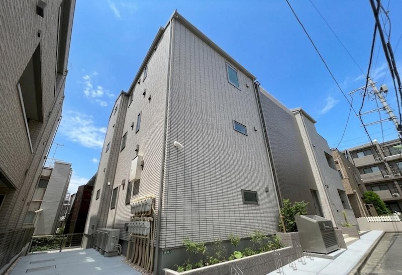 ロータス下北沢 103号室 外観