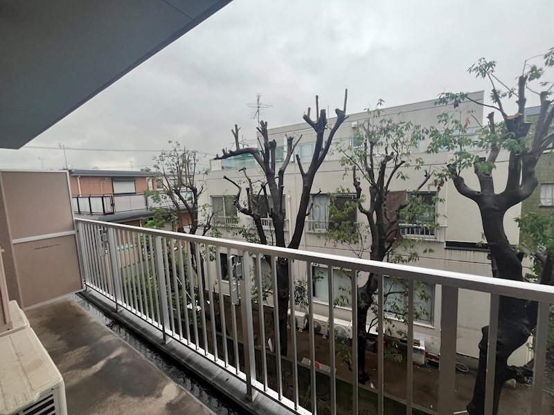 エアリーズ中野 ベランダ